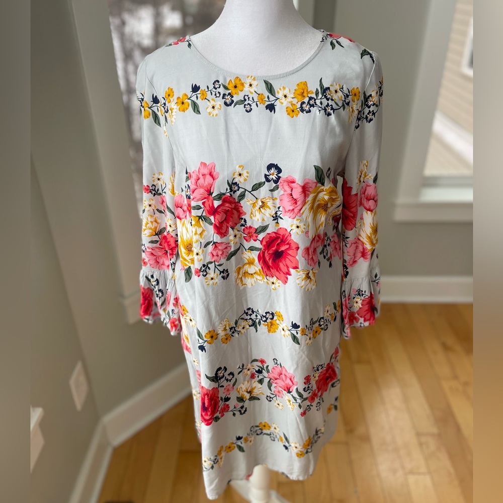 Old Navy Powder Blue Red Floral Flare Sleeve Shift Dress Sz S NWT